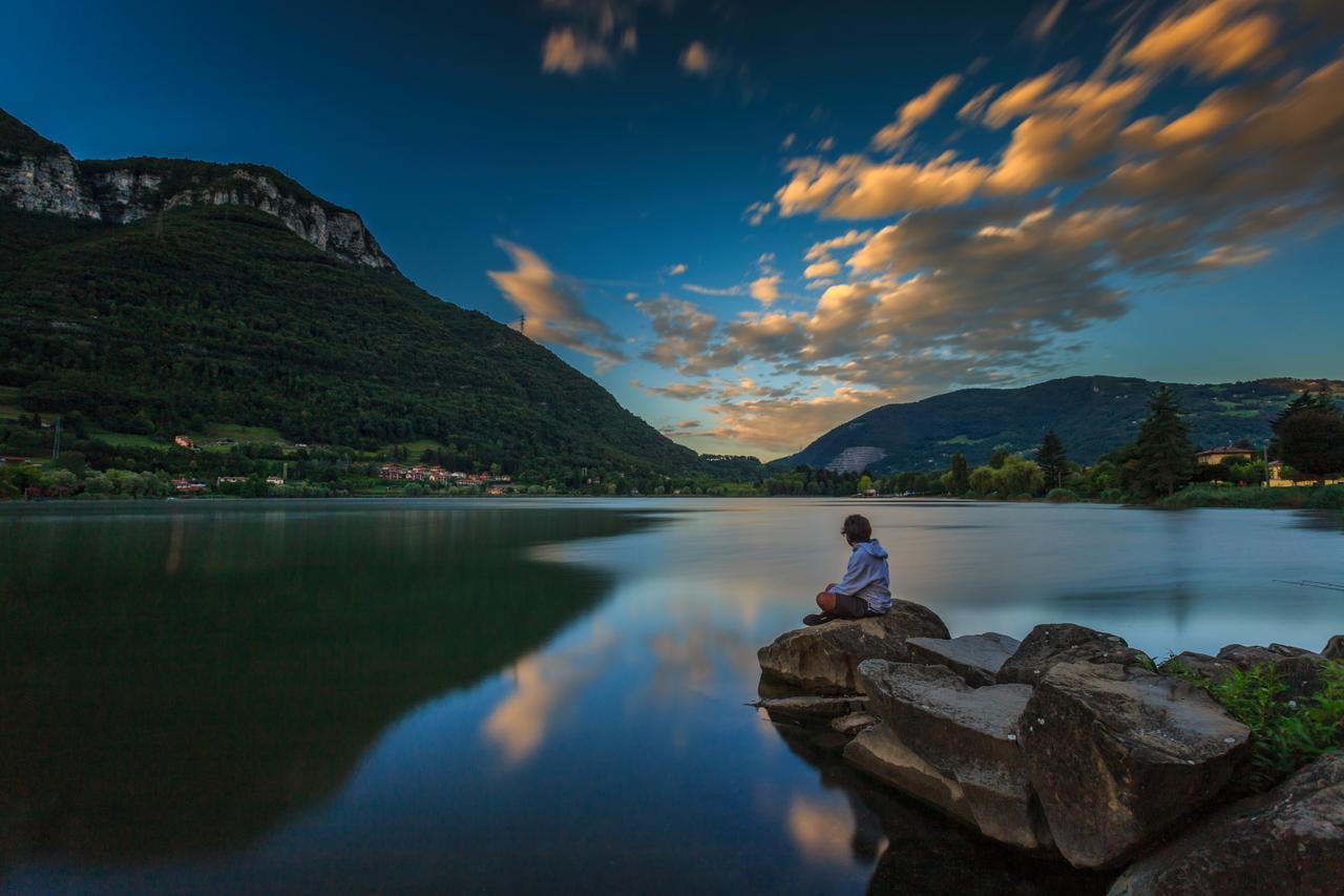 Casa Vacanza Residence Lago Di Endine Monasterolo del Castello Eksteriør billede