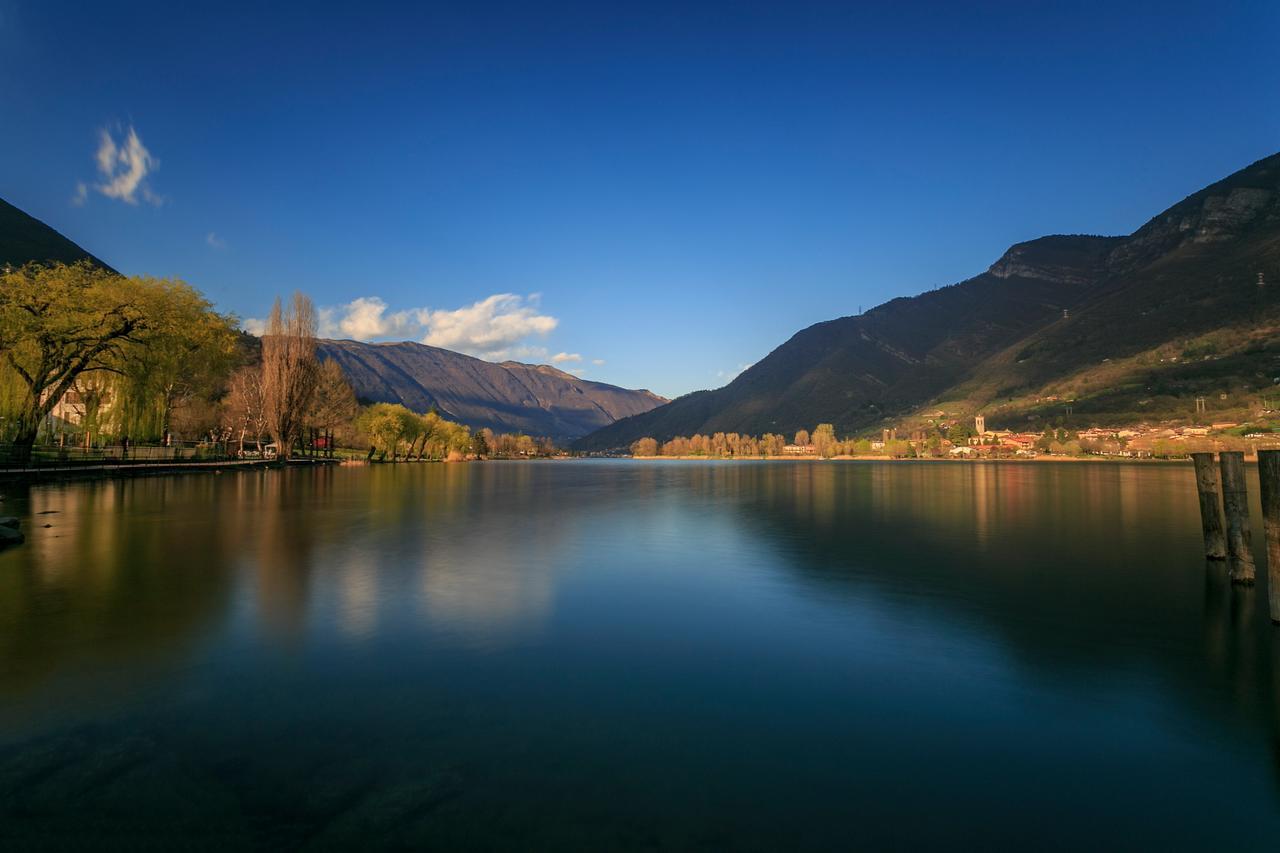 Casa Vacanza Residence Lago Di Endine Monasterolo del Castello Eksteriør billede