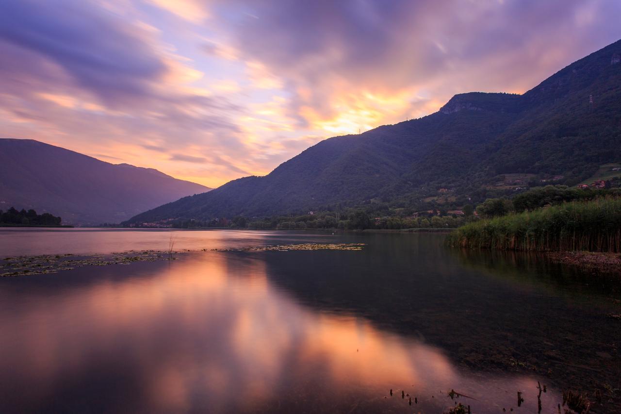 Casa Vacanza Residence Lago Di Endine Monasterolo del Castello Eksteriør billede